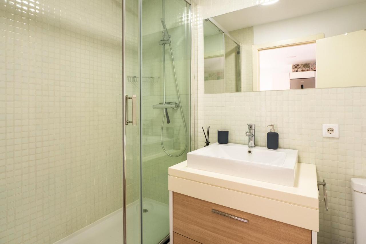 El Ventero Apartment - Elegante Apt Para 5 Con Terraza, Wi-Fi Y Aparcamiento En La Calle Camarma de Esteruelas Εξωτερικό φωτογραφία